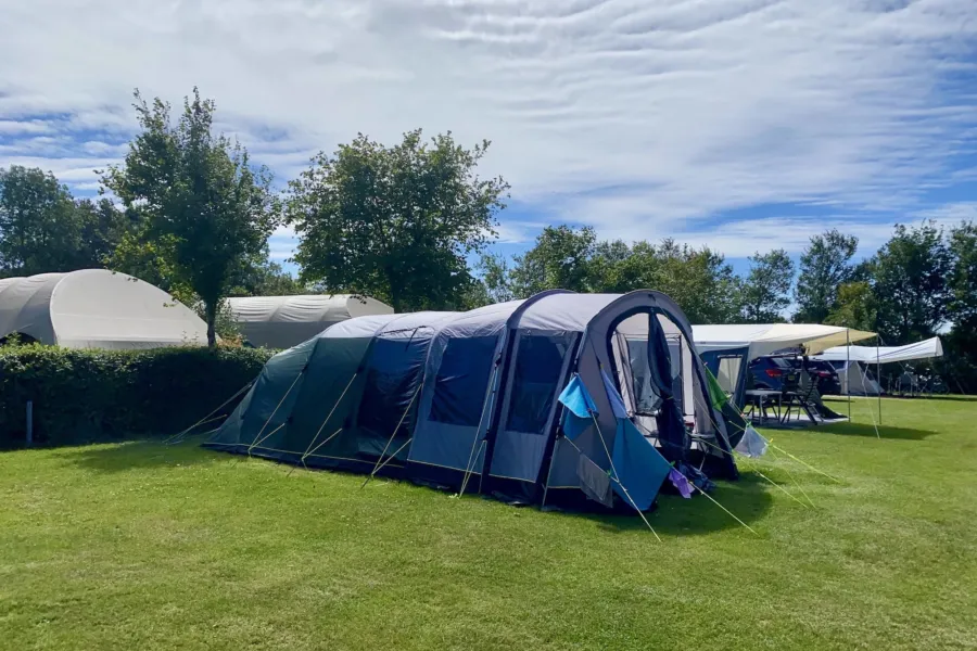 Veld L Kamperen op t Weergors