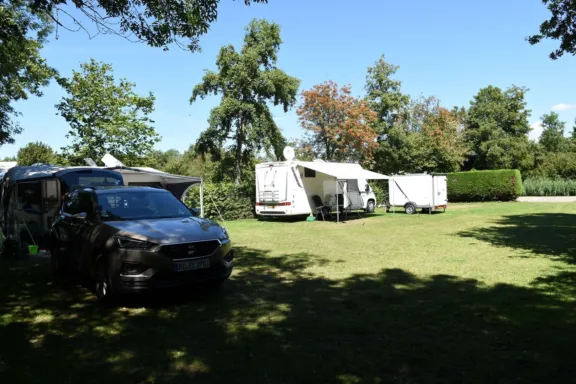 Kamperen weergors veld J hellevoetsluis kl